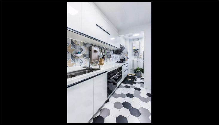 廚房是狹長(zhǎng)形的,該如何設(shè)計(jì)?參考一下別人家的!